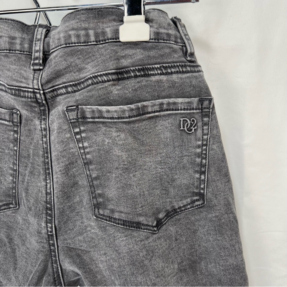 DG2 - Women’s Jeans - Black Denim - 4 P - Sequins - Picture 2 of 13